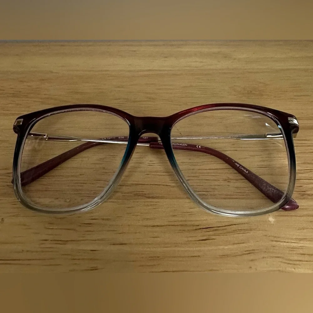Calvin Klein women’s eyeglasses‎ with matching hard case and 2 cleaning cloths